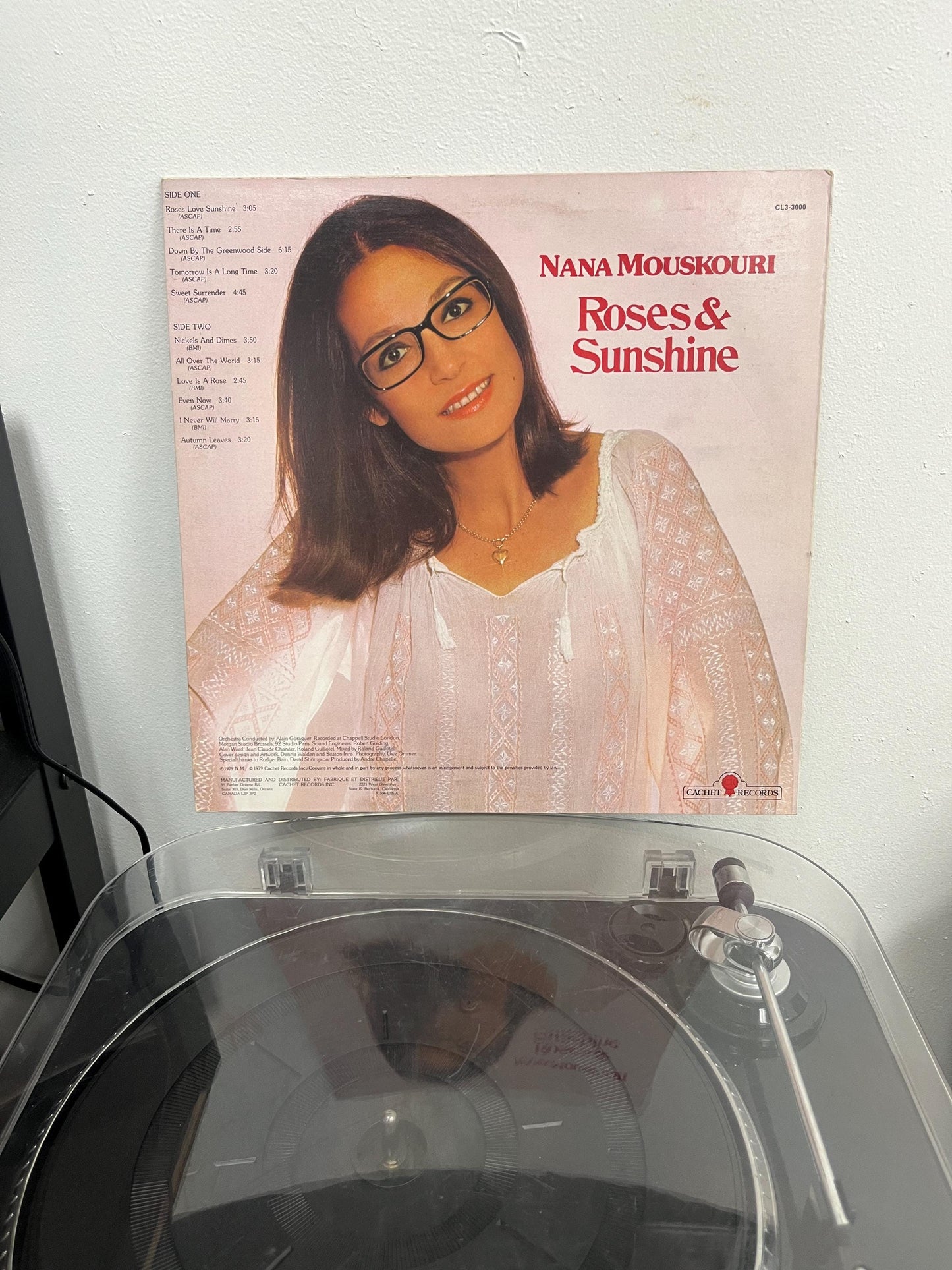 Nana Mouskouri – Roses & Sunshine (Vinyl)