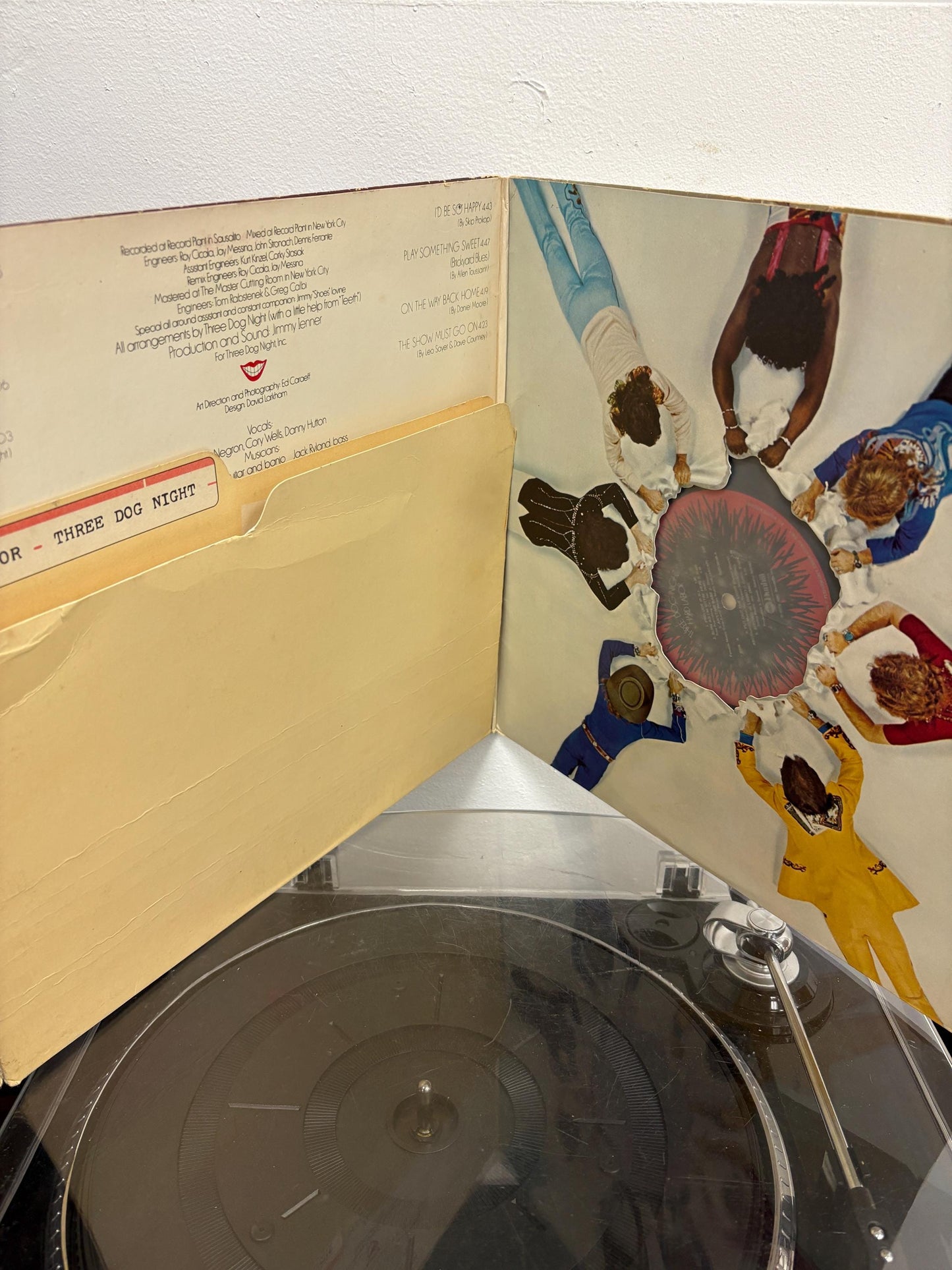 Three Dog Night - Hard Labor (Vinyl)