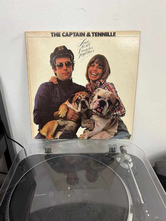 The Captain & Tennille – Love Will Keep Us Together (Vinyl)