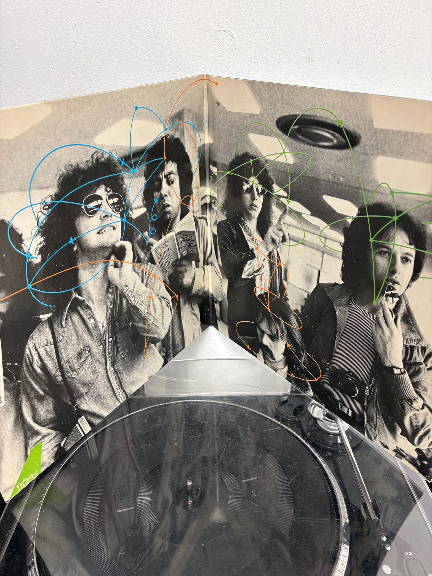 10cc - Bloody Tourists (Vinyl)