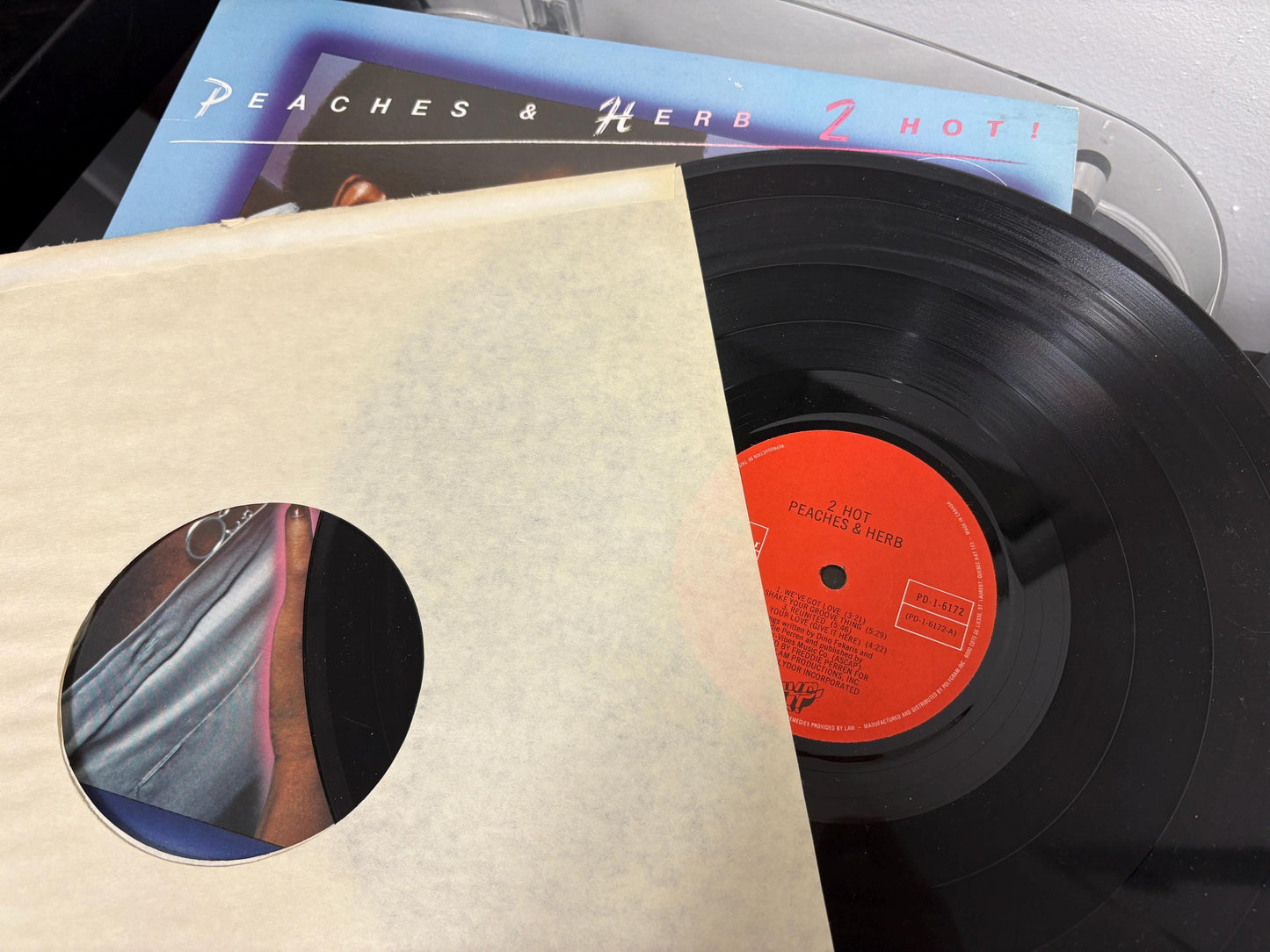 Peaches & Herb – 2 Hot! (Vinyl)