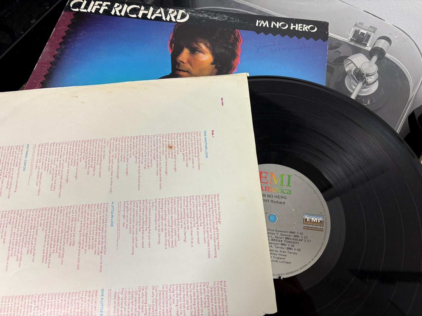 Cliff Richard - I'm No Hero (Vinyl)