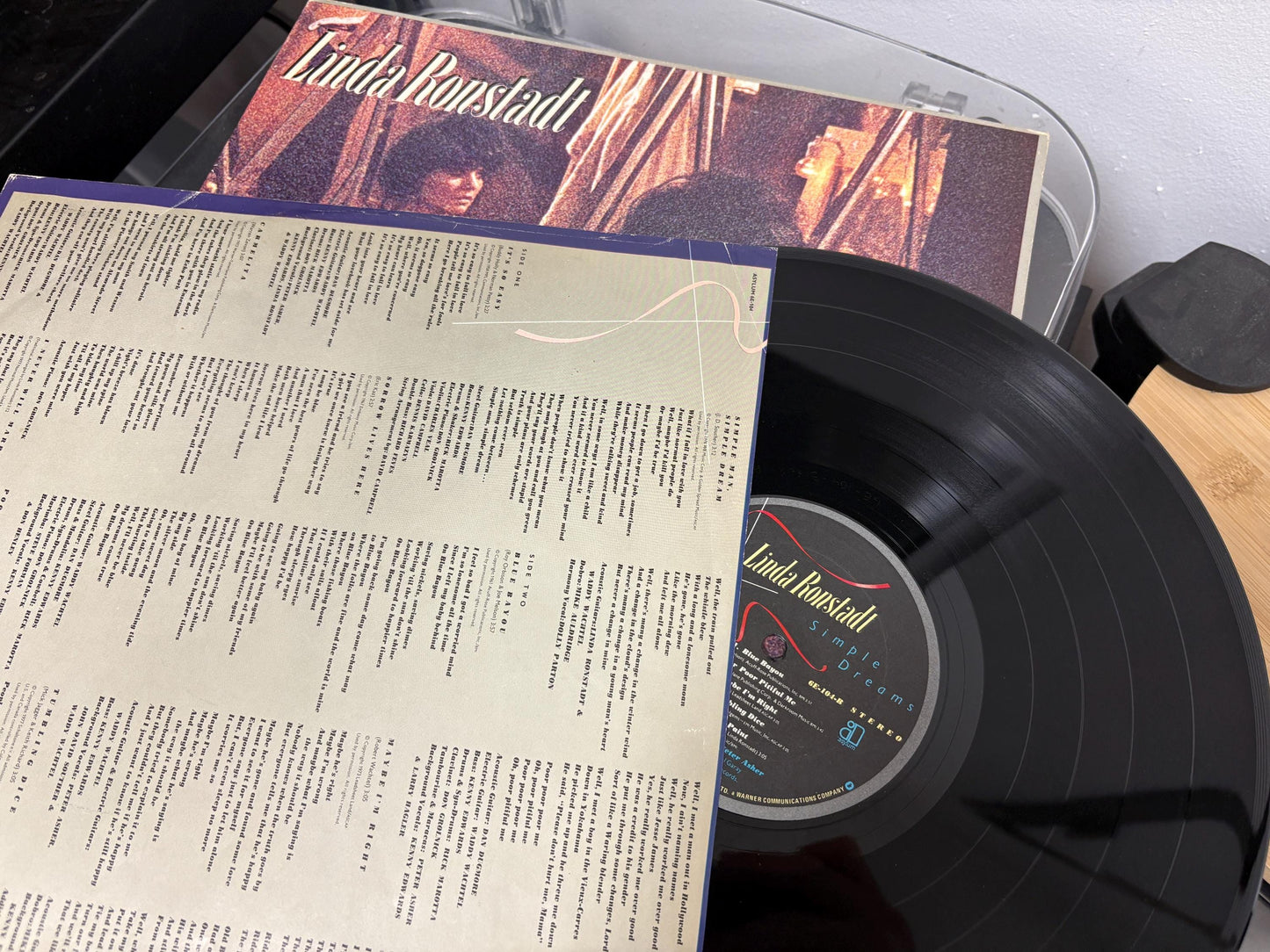 Linda Ronstadt – Simple Dreams (Vinyl)