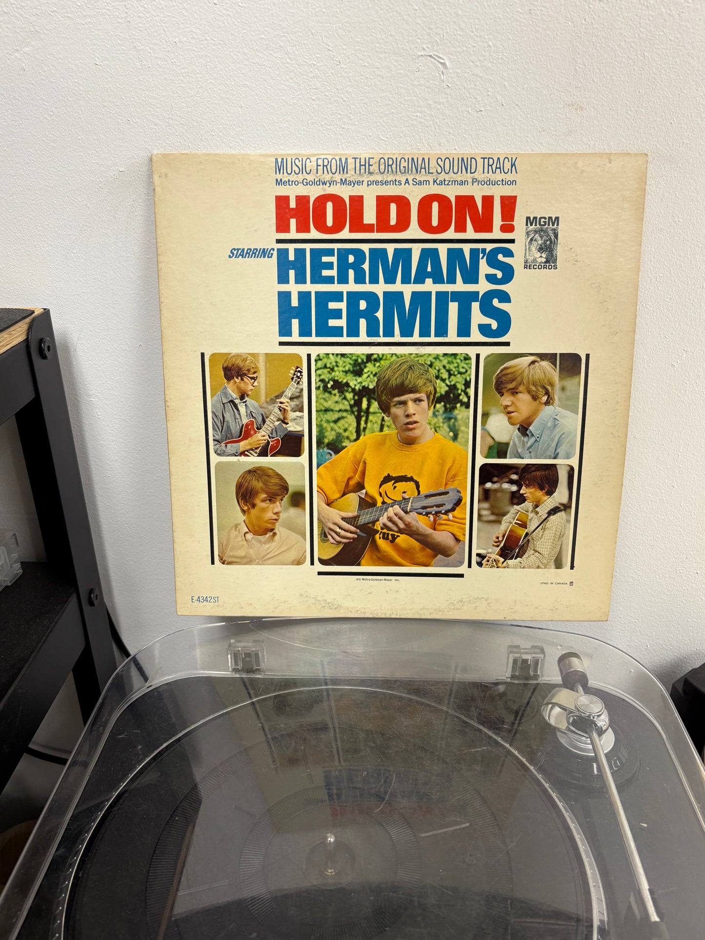 Herman's Hermits – Hold On! (Vinyl)