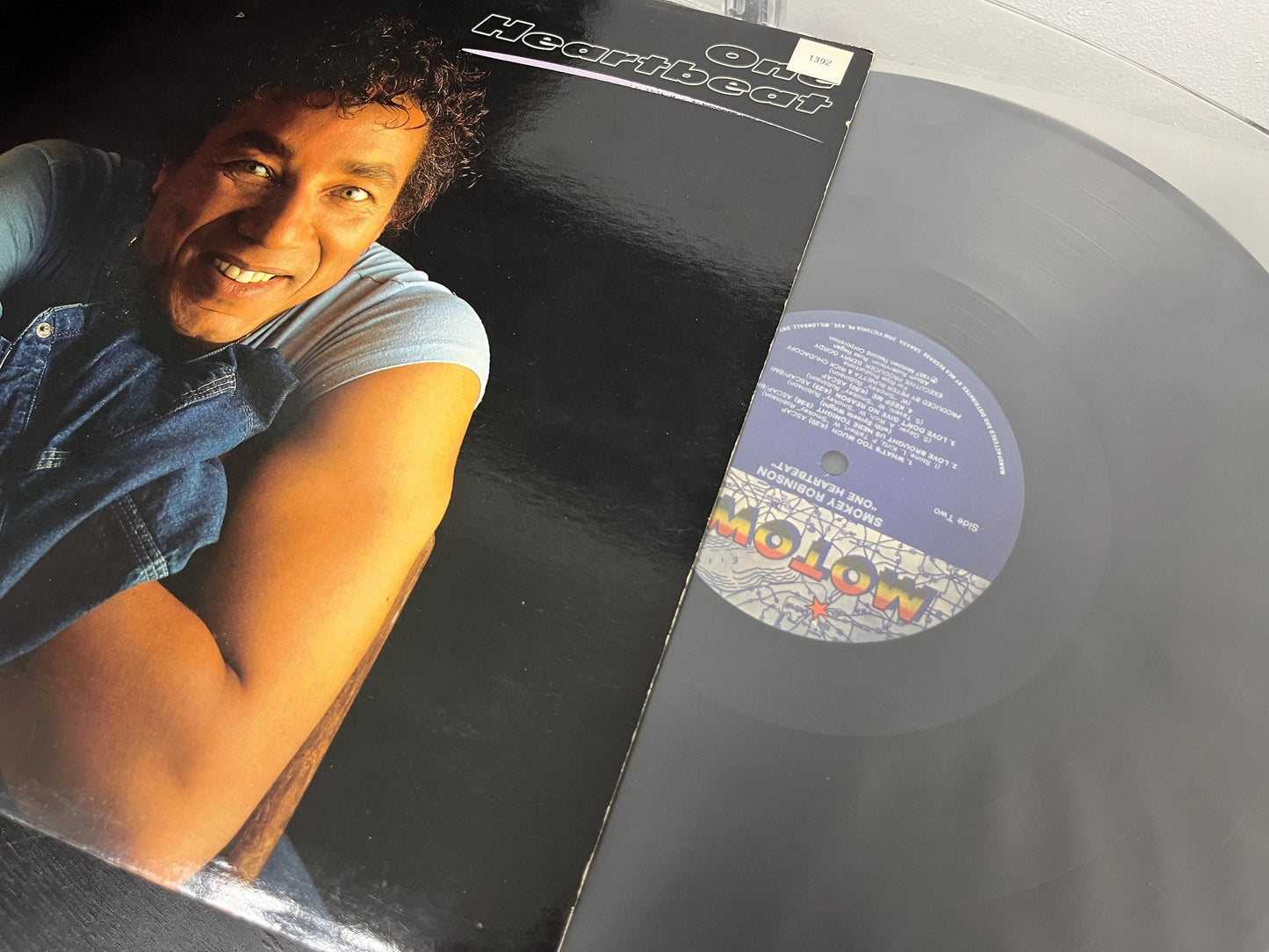 Smokey Robinson - One Heartbeat (Vinyl)