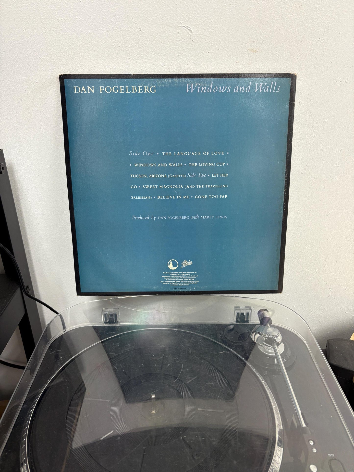 Dan Fogelberg – Windows And Walls (Vinyl)