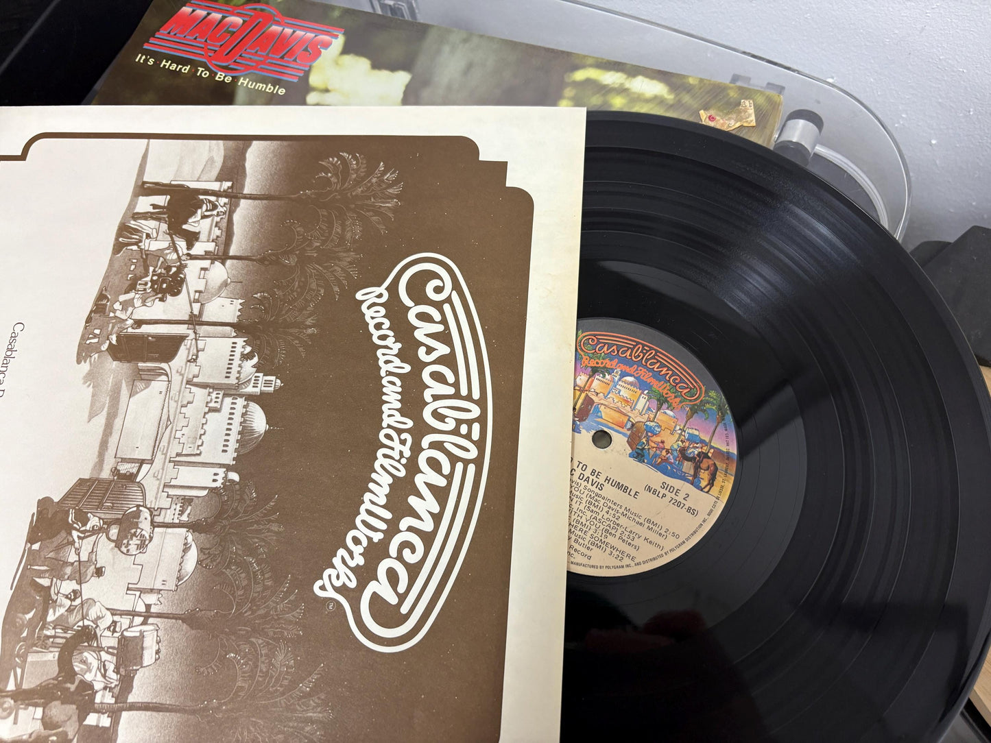 Mac Davis - It's Hard To Be Humble (Vinyl)