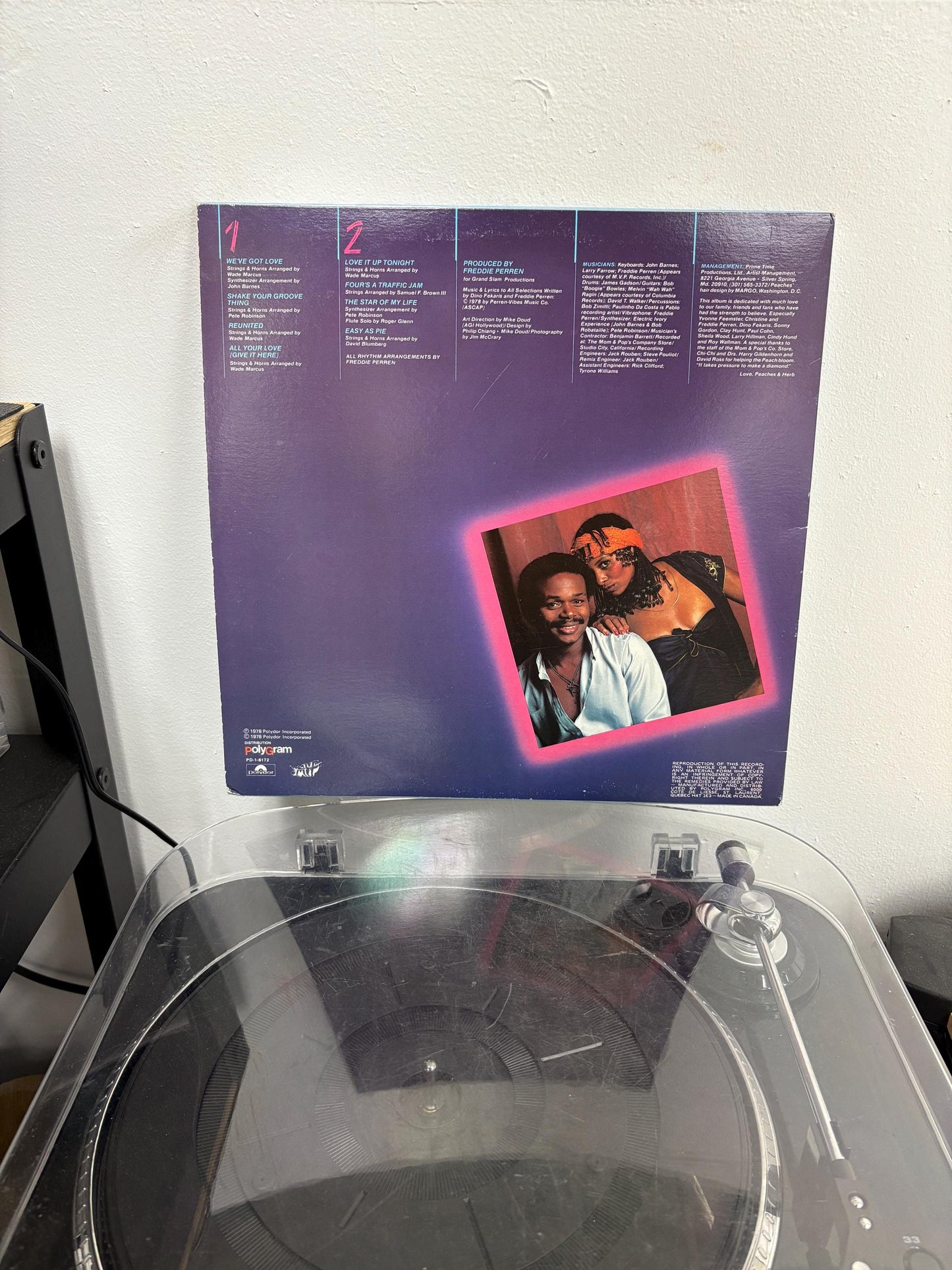 Peaches & Herb – 2 Hot! (Vinyl)
