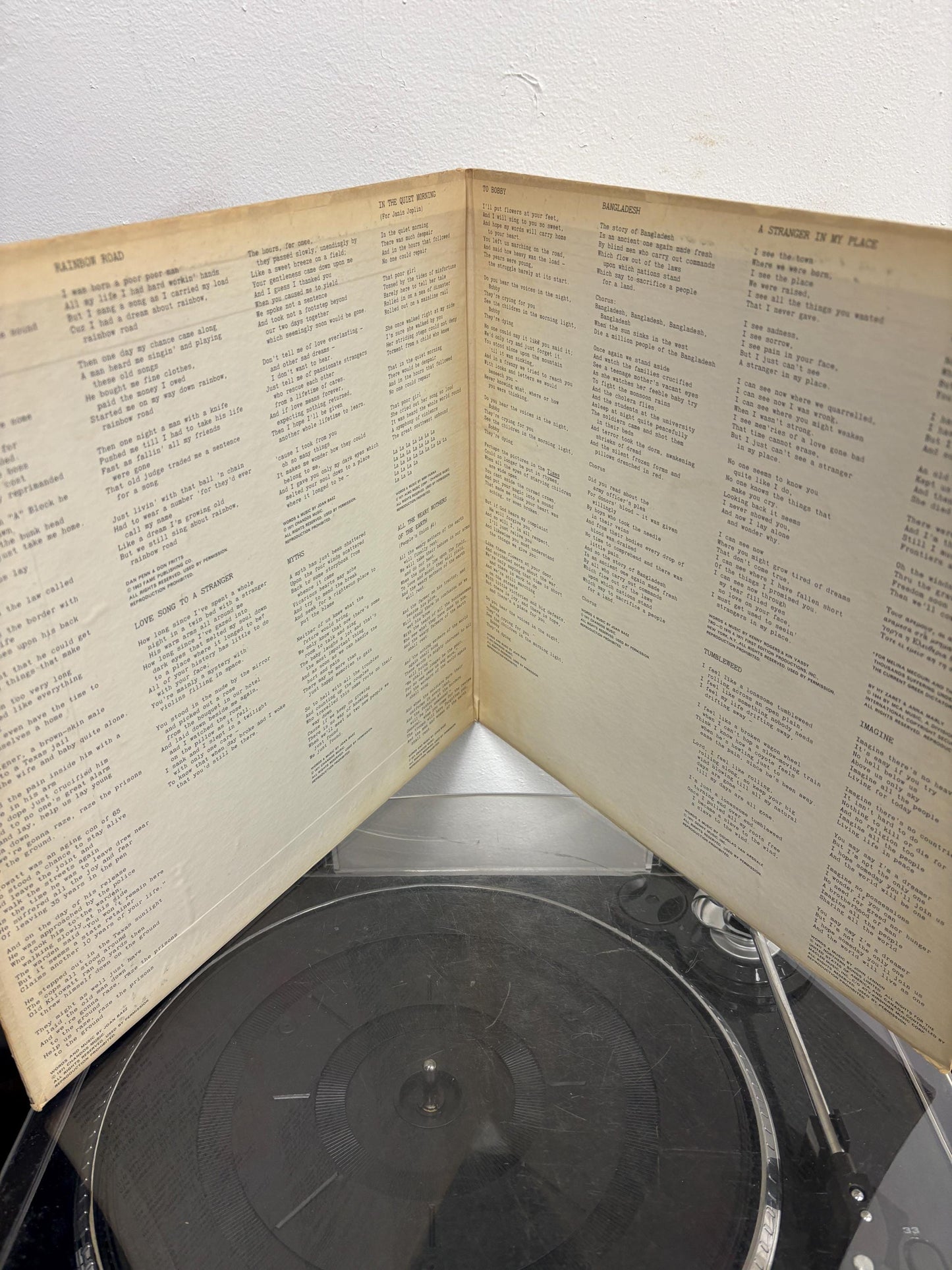 Joan Baez – Come From The Shadows (Vinyl)