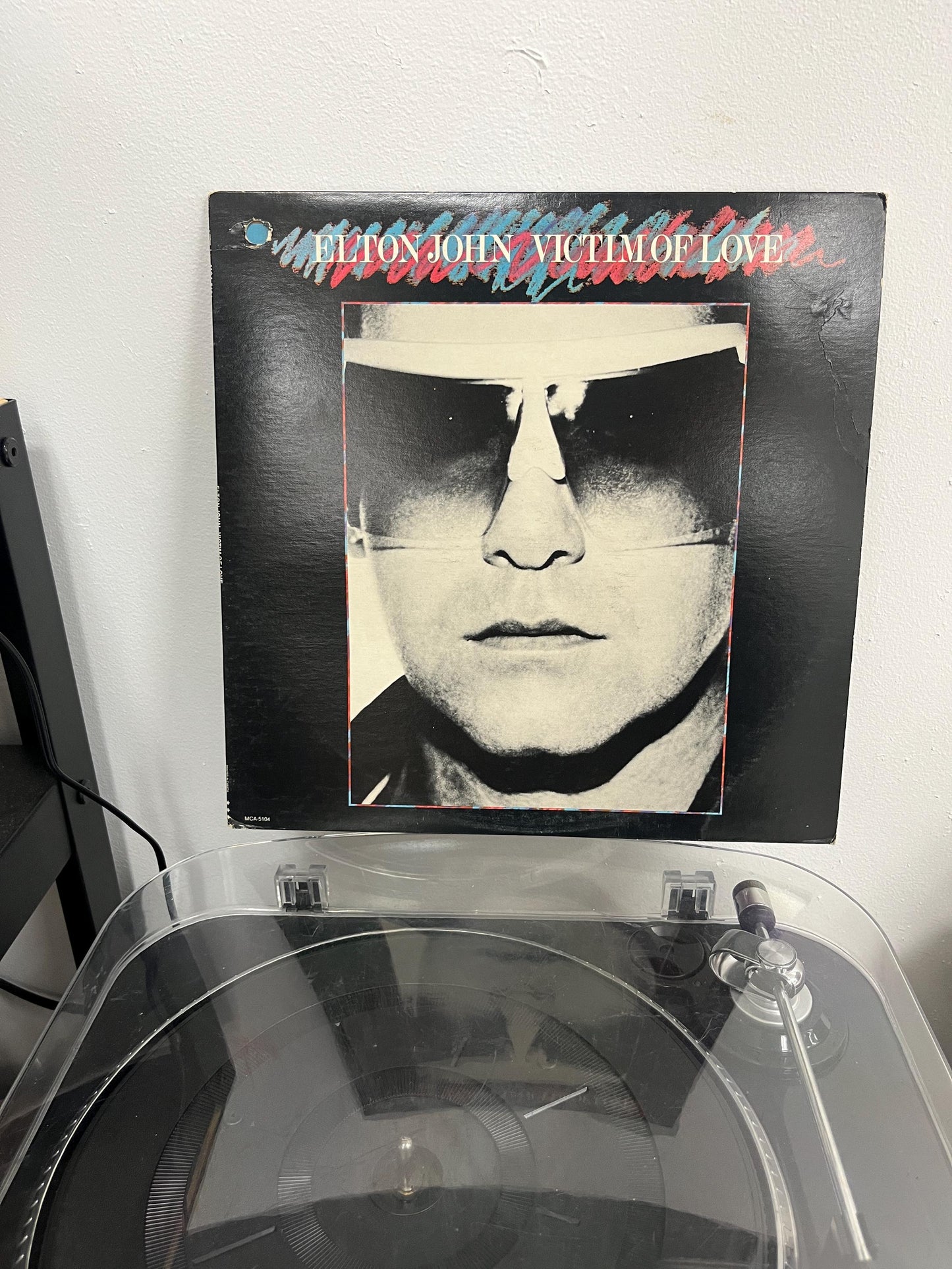 Elton John - Victim Of Love (Vinyl)
