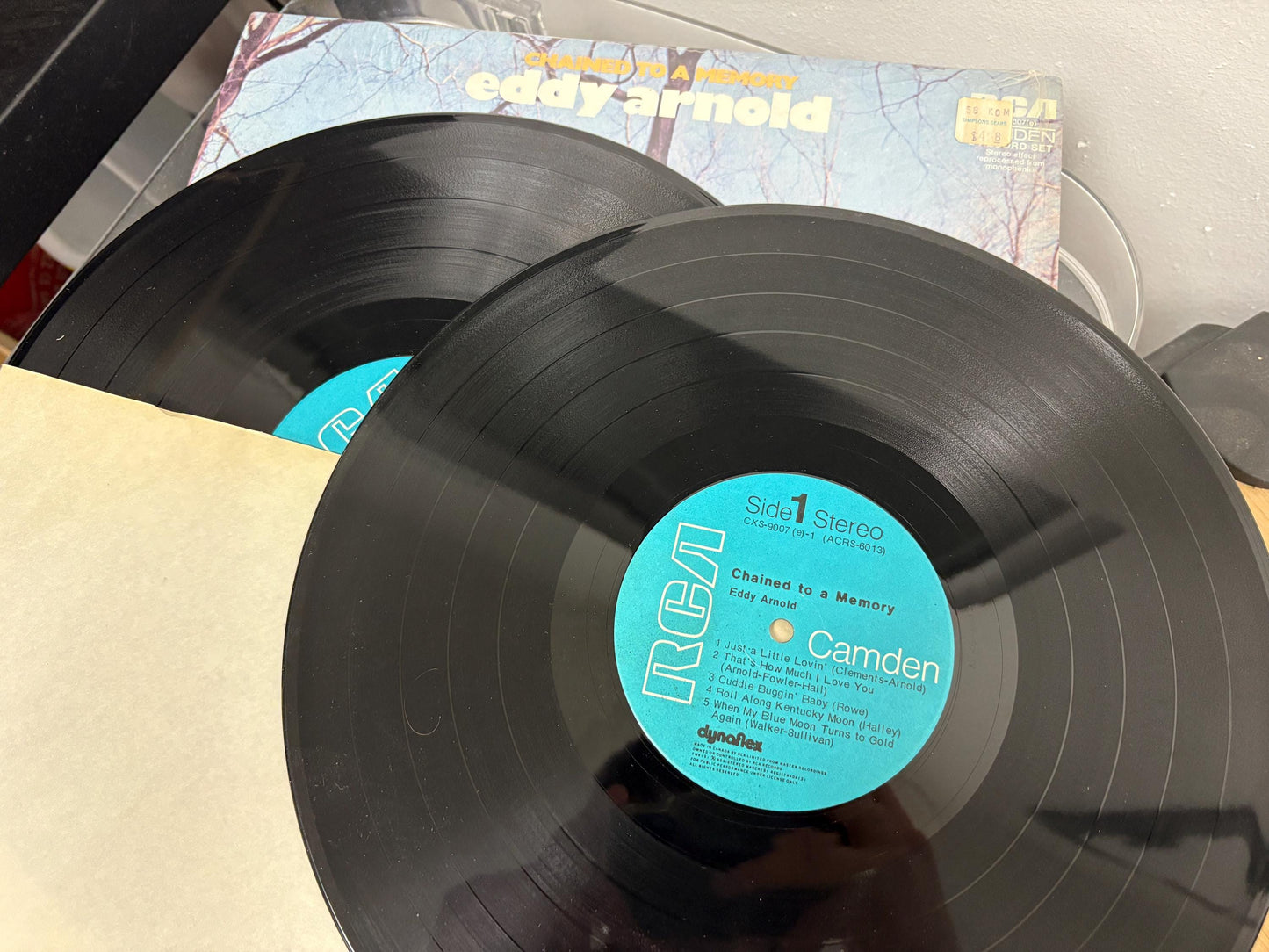 Eddy Arnold – Chained To A Memory (Vinyl)